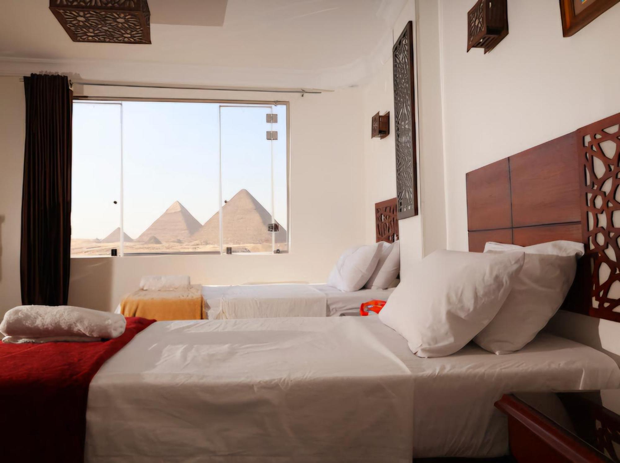 Oscar Pyramids View Nazlet el-Sîsi Quarto foto